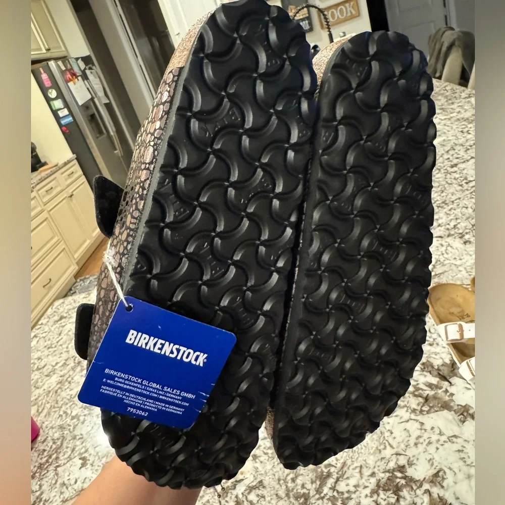 Birkenstock Sandals 🖤 - Picture 10 of 11